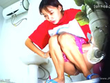 chinese girls go to toilet.90
